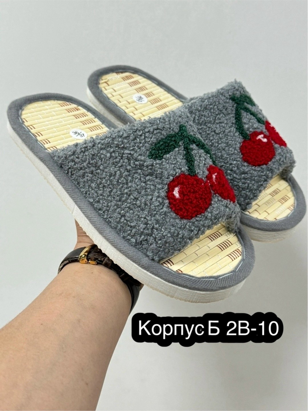 домашние тапочки,,женские тапочки,закрытые домашние тапочки,женские домашние тапочки