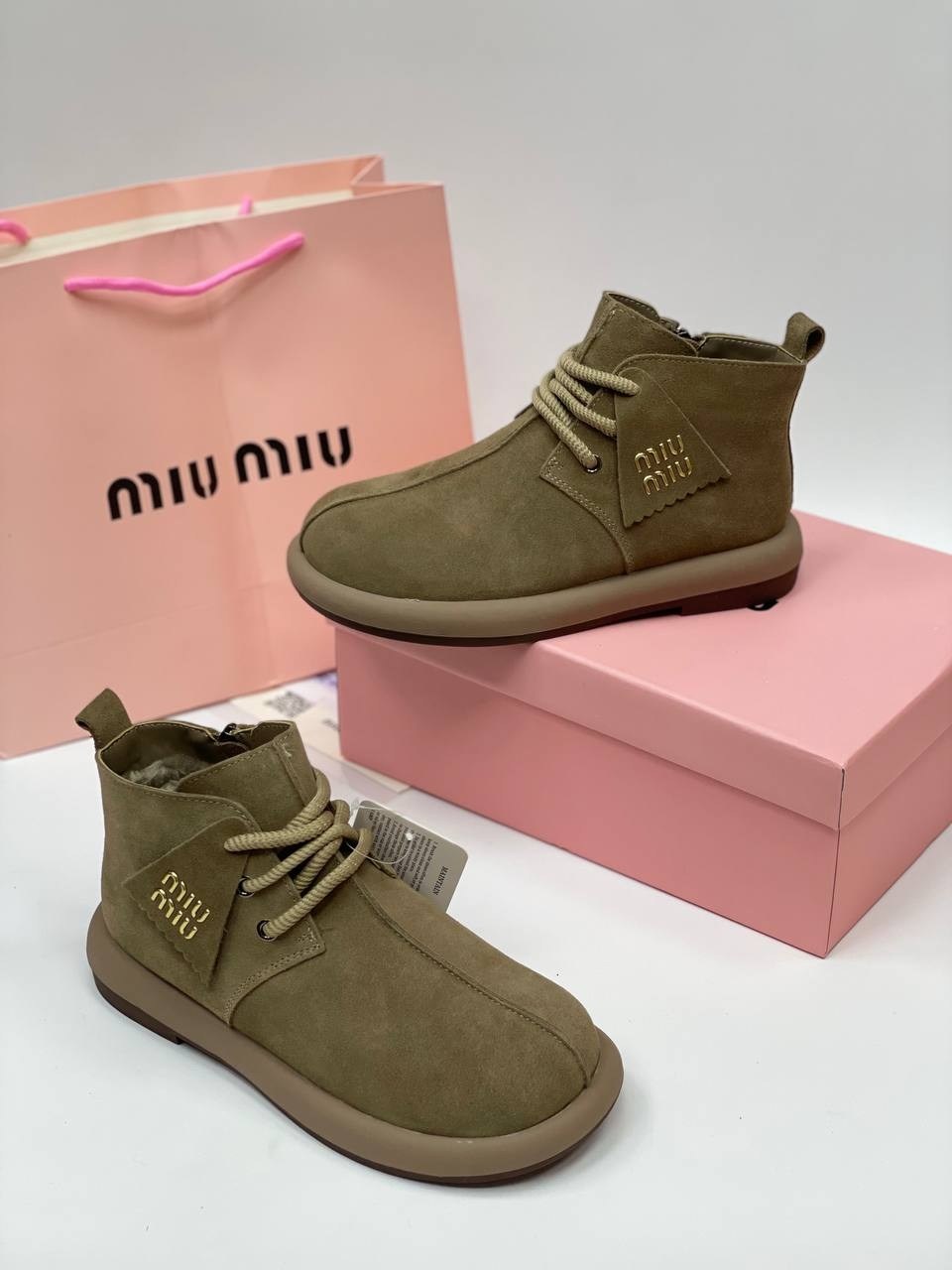 ,ботинки miu miu,ботинки миу миу женские зимние,ботинки замшевые miu miu,ботинки