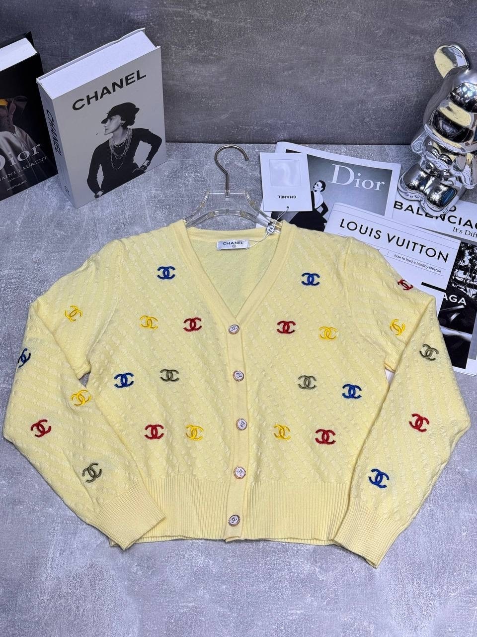 кардиган chanel,кардиган женский,элегантные кардиганы,кардиган для женщин,вязаный кардиган