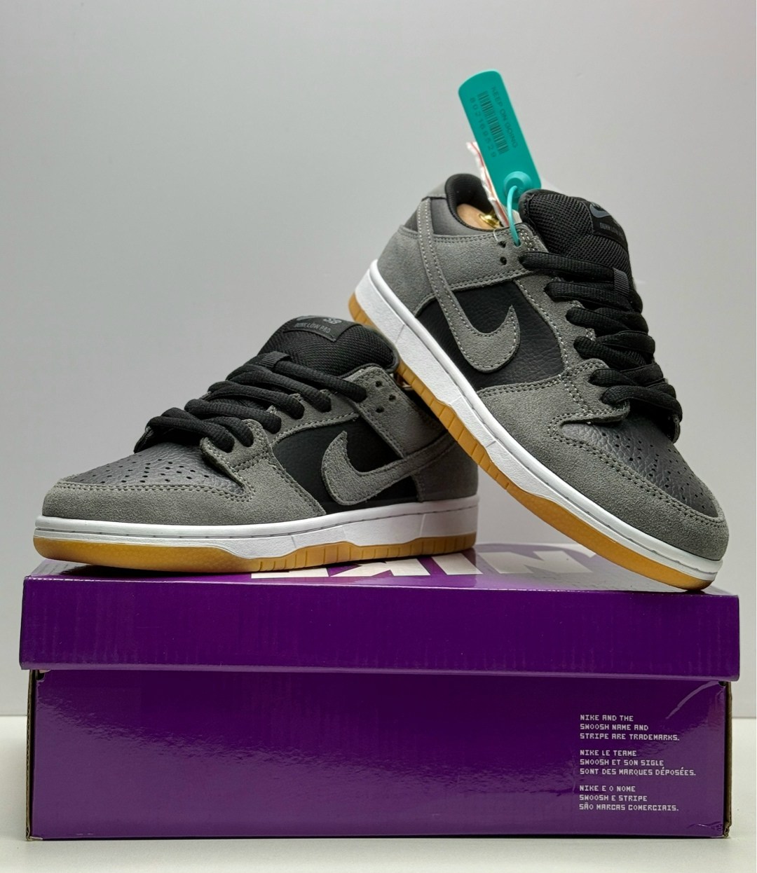 nike sb dunk low dark grey black gum,nike sb dunk low black grey,nike sb dunk low pro black,nike dunk sb low dark grey,кроссовки nike sb dunk low dark grey black gum