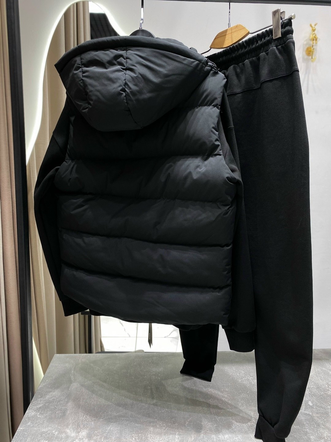 мужской спортивный костюм тройка hugo boss,зимний спортивный мужской костюм hugo boss тройка,спортивные мужские костюмы,hugo костюм спортивный,костюм спортивный