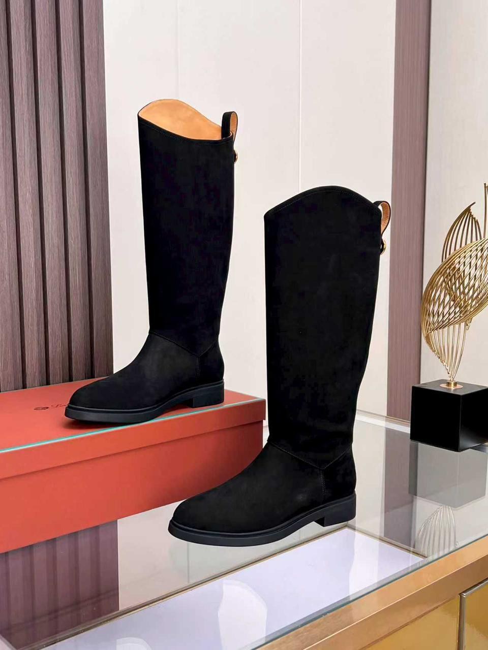 сапоги hermes,сапоги женские hermes,hermes женские замшевые сапоги premium black,замшевые сапоги hermes в жокейском стиле,женские сапоги