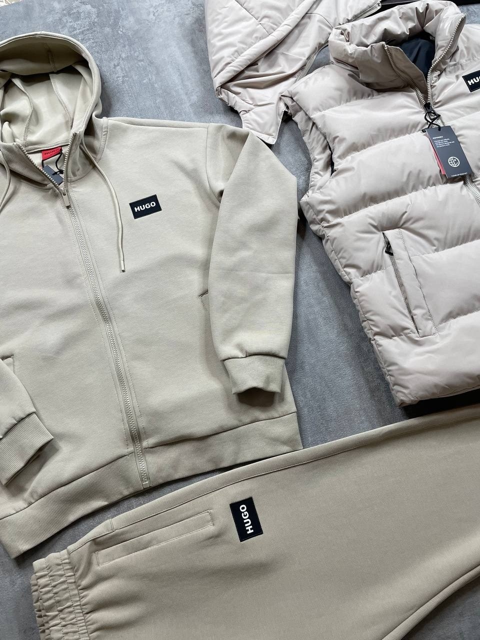 мужские спортивные костюмы,зимний спортивный мужской костюм hugo boss тройка,спортивный мужской костюм hugo boss тройка,костюмы мужские