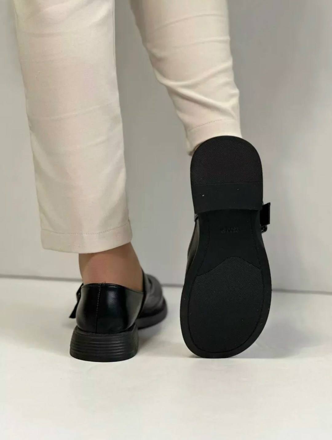 ,туфли женские,школьные туфли классические кожаные мери джейн с ремешком abbeli,женские туфли мэри джейн,модные туфли