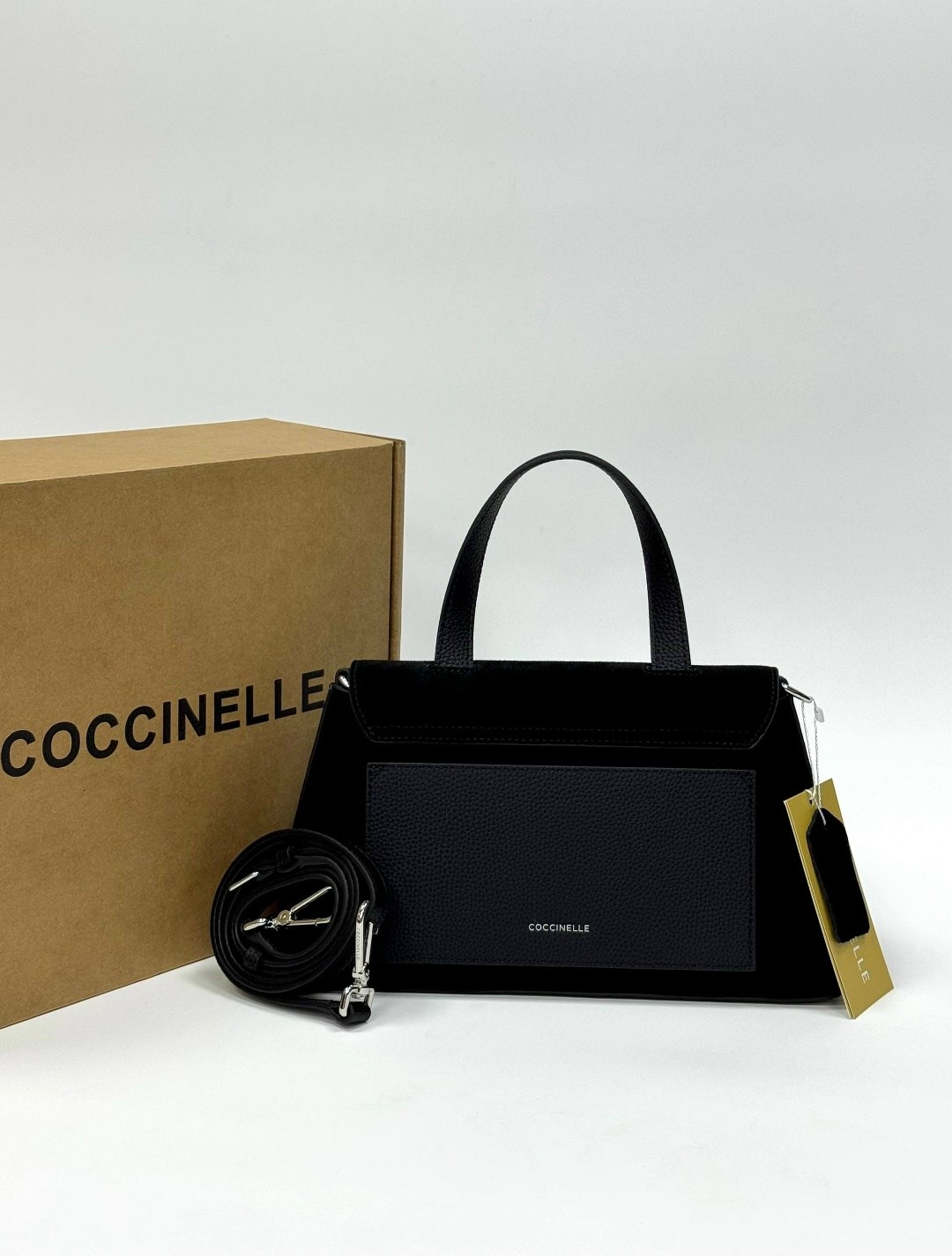 сумка coccinelle,сумка женская coccinelle,сумка liya small coccinelle,сумка coccinelle liya suede,сумка coccinelle натуральная замша