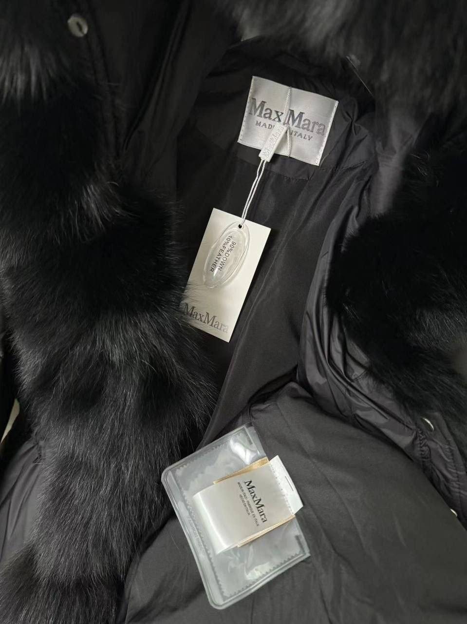 max mara пуховик,монклер пуховик женский с чернобуркой,пуховик черный,пуховик max mara с бирками, выполненный из натурального меха лисы,пуховик женский с натуральным мехом лисы