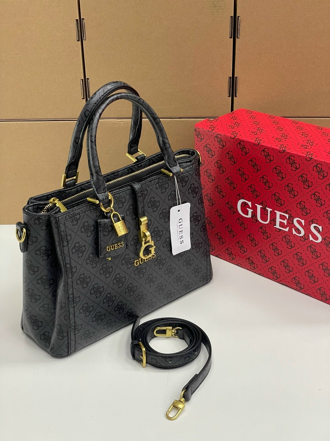 женская сумка guess,сумка женская новая guess серая,сумка guess,сумка,женская сумка
