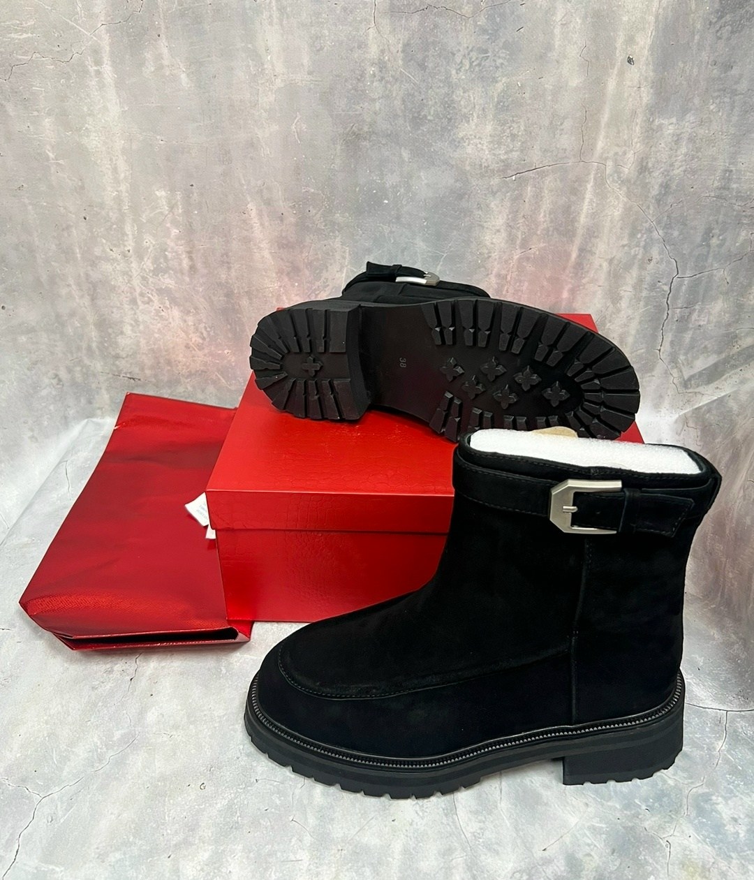 ,женские ботинки,ботинки замшевые,женская ,замшевые полусапоги