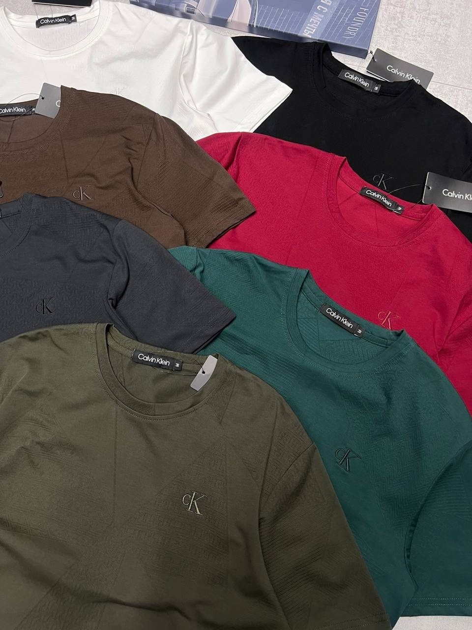 футболка мужская calvin klein,брендовая мужская футболка calvin klein,футболка мужская,calvin klein t shirt green