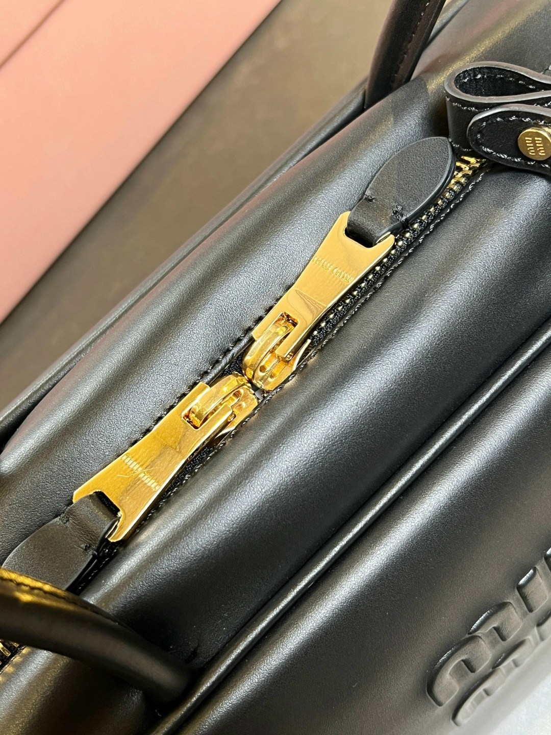 сумка,сумка женская,сумка miu miu,кожаная сумка,модная сумка