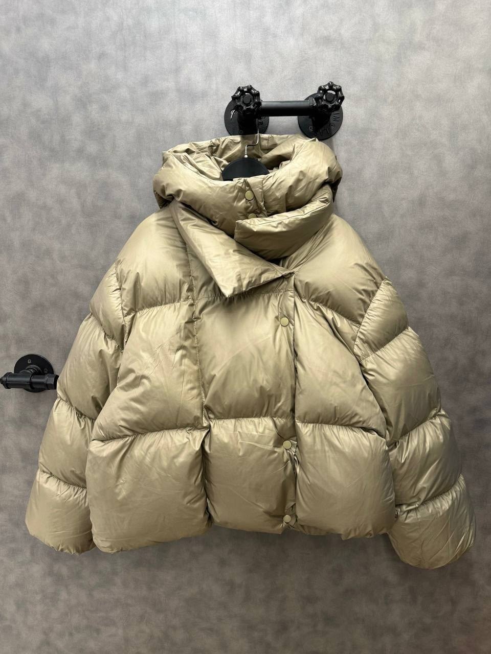 толстая теплая куртка-пуховик,толстая теплая куртка-пуховик bkqu,стильные пуховики,пуховик дутый оверсайз женский,куртка оверсайз