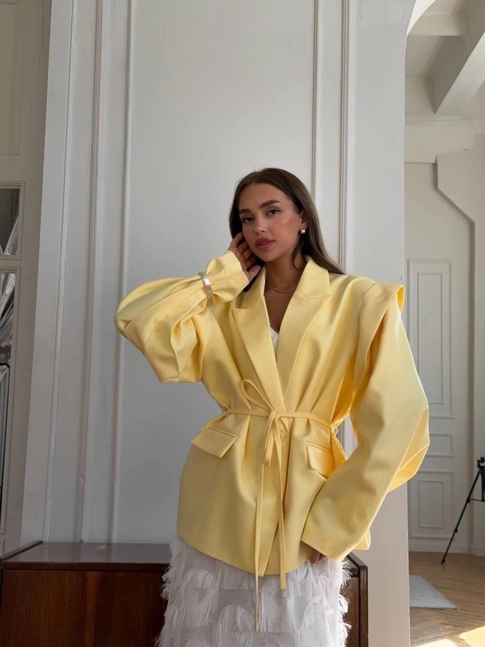 пиджак оверсайз трендовый с объемными рукавами,пиджак оверсайз блейзер жакет be&ma collection,пиджак оверсайз,пиджак женский оверсайз с объемными рукавами tiya moda,пиджак удлиненный с объемными рукав