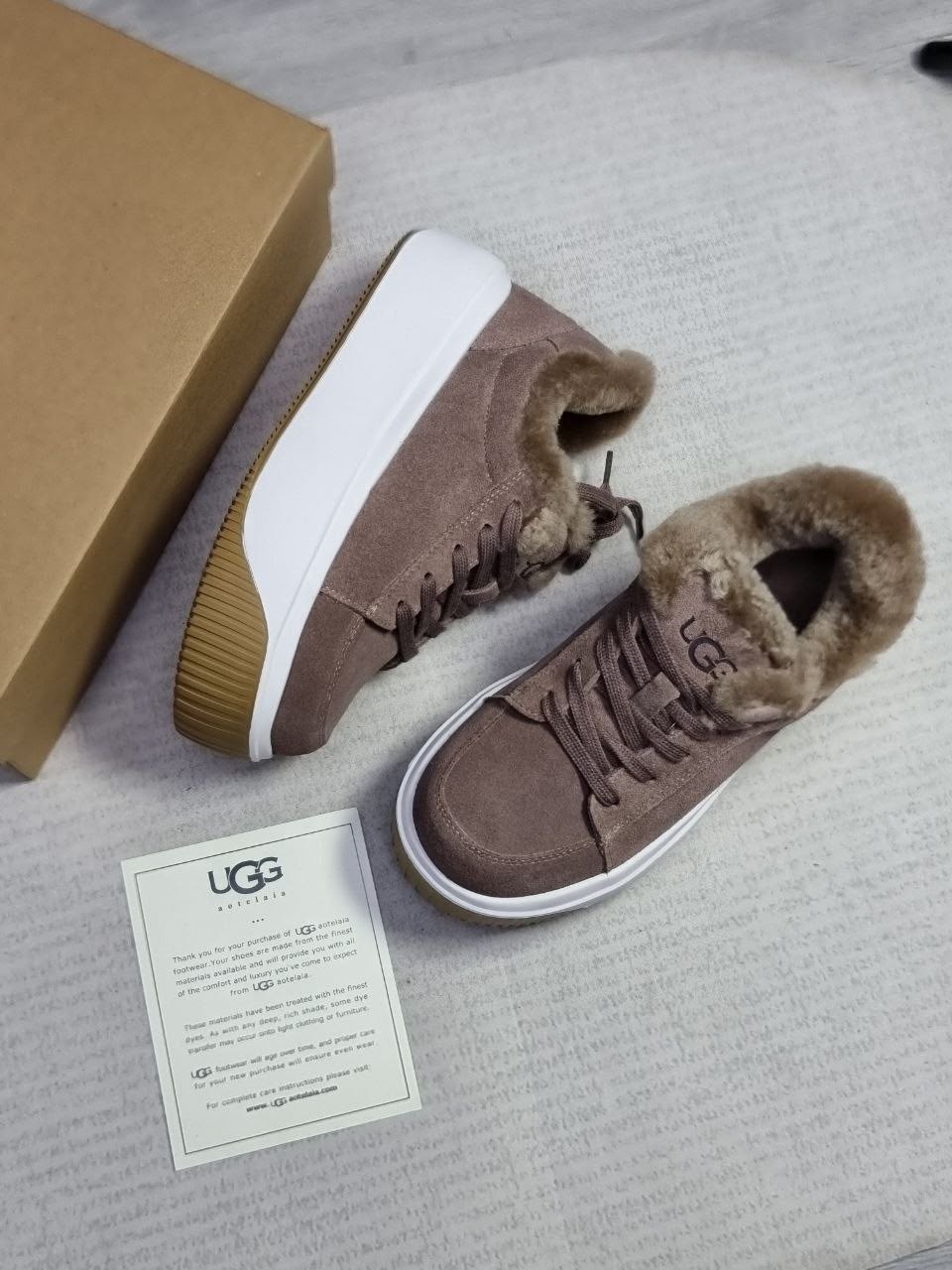 кроссовки ugg,,женские кеды ugg,меховые кроссовки,кроссовки замшевые