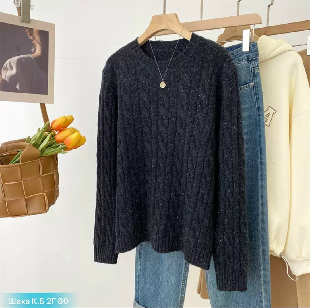 красный свитер,свитер,свитер коса,модные свитера,свитер женский