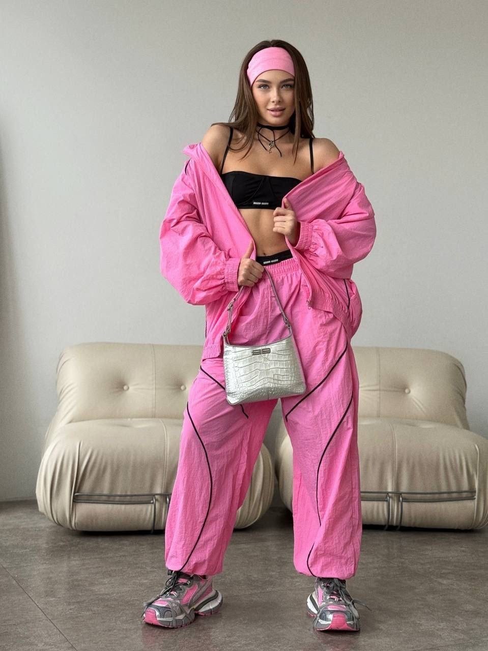 женский спортивный костюм,стильные костюмы,женские костюмы,стильные женские костюмы,спортивный костюм