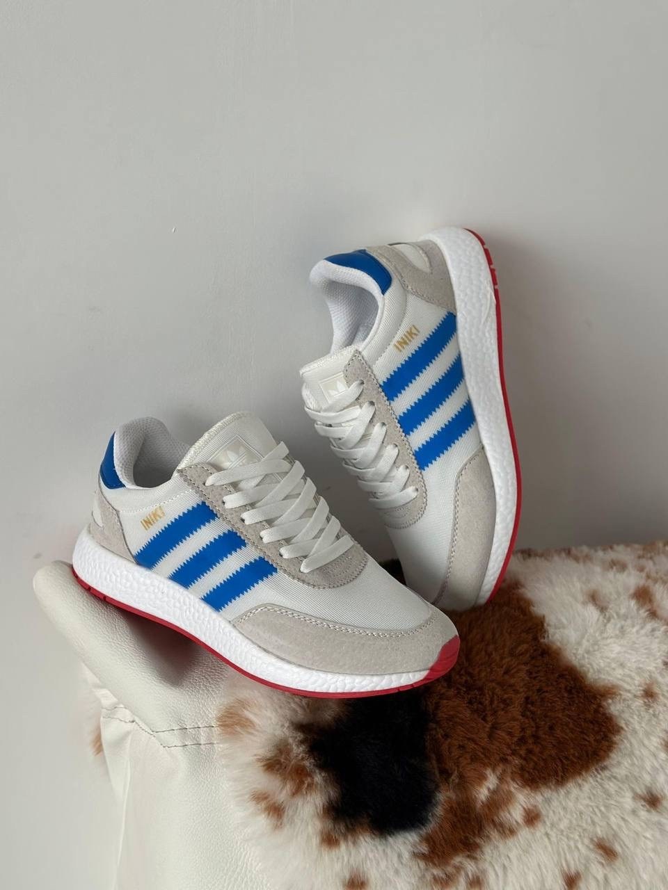 женские кроссовки adidas,кроссовки адидас женские,кроссовки адидас,кроссовки adidas,кроссовки адидас иники