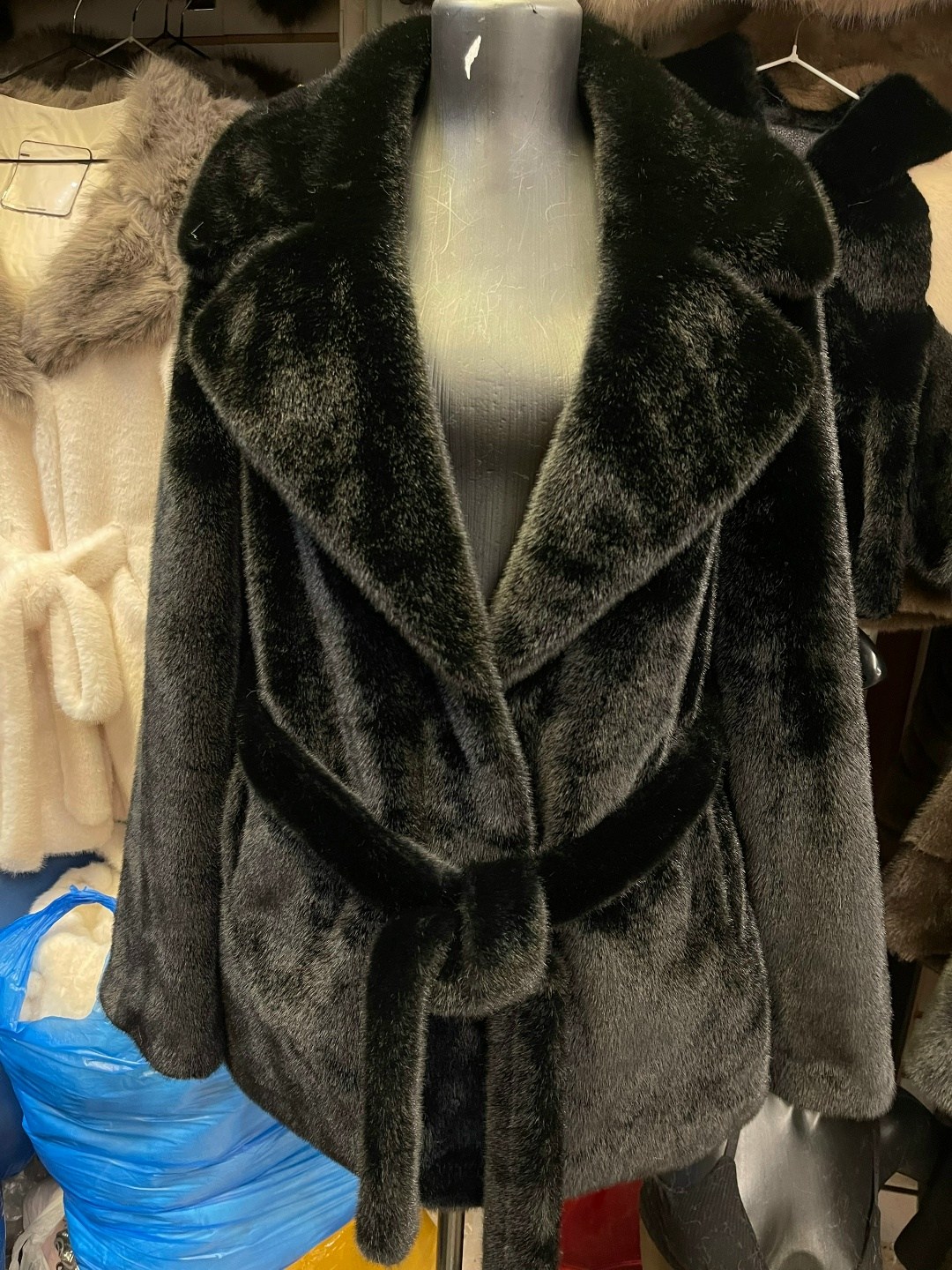 шуба из меха норки manakas frankfurt,шуба,норковая шуба,шубка,шуба искусственная под норку