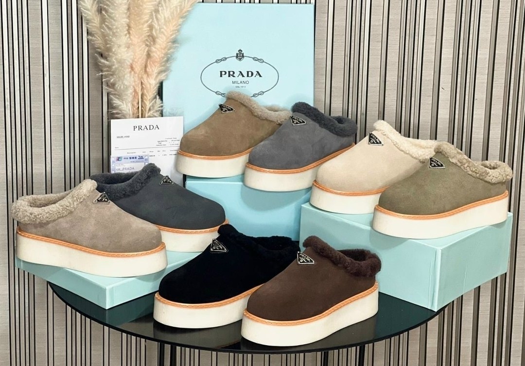 ,ботинки prada женские на меху зима размер 36-40,угги prada,женские зимние ботинки prada,ботинки prada