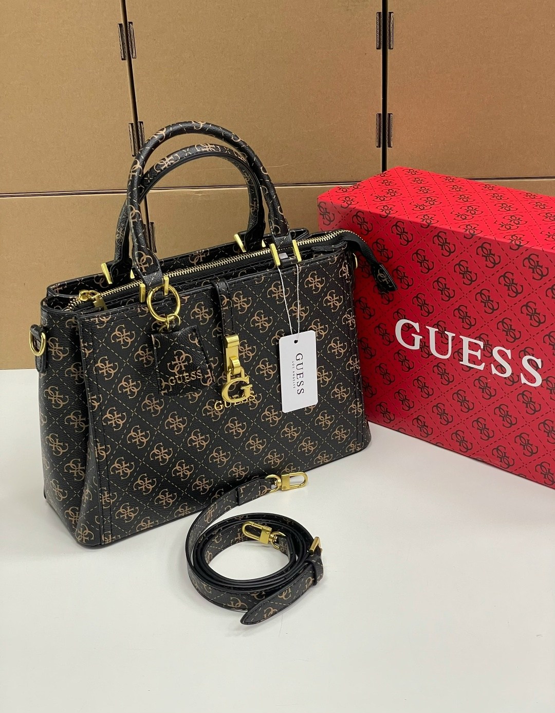 женская сумка guess,сумка женская новая guess серая,сумка guess,сумка,женская сумка