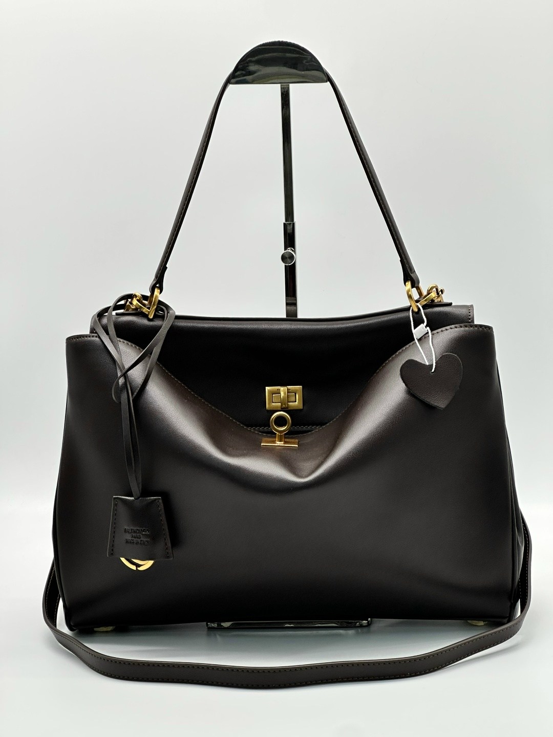 сумка balenciaga натуральная кожа 35-24 см,сумка balenciaga,сумка женская balenciaga,сумка balenciaga rodeo,сумка