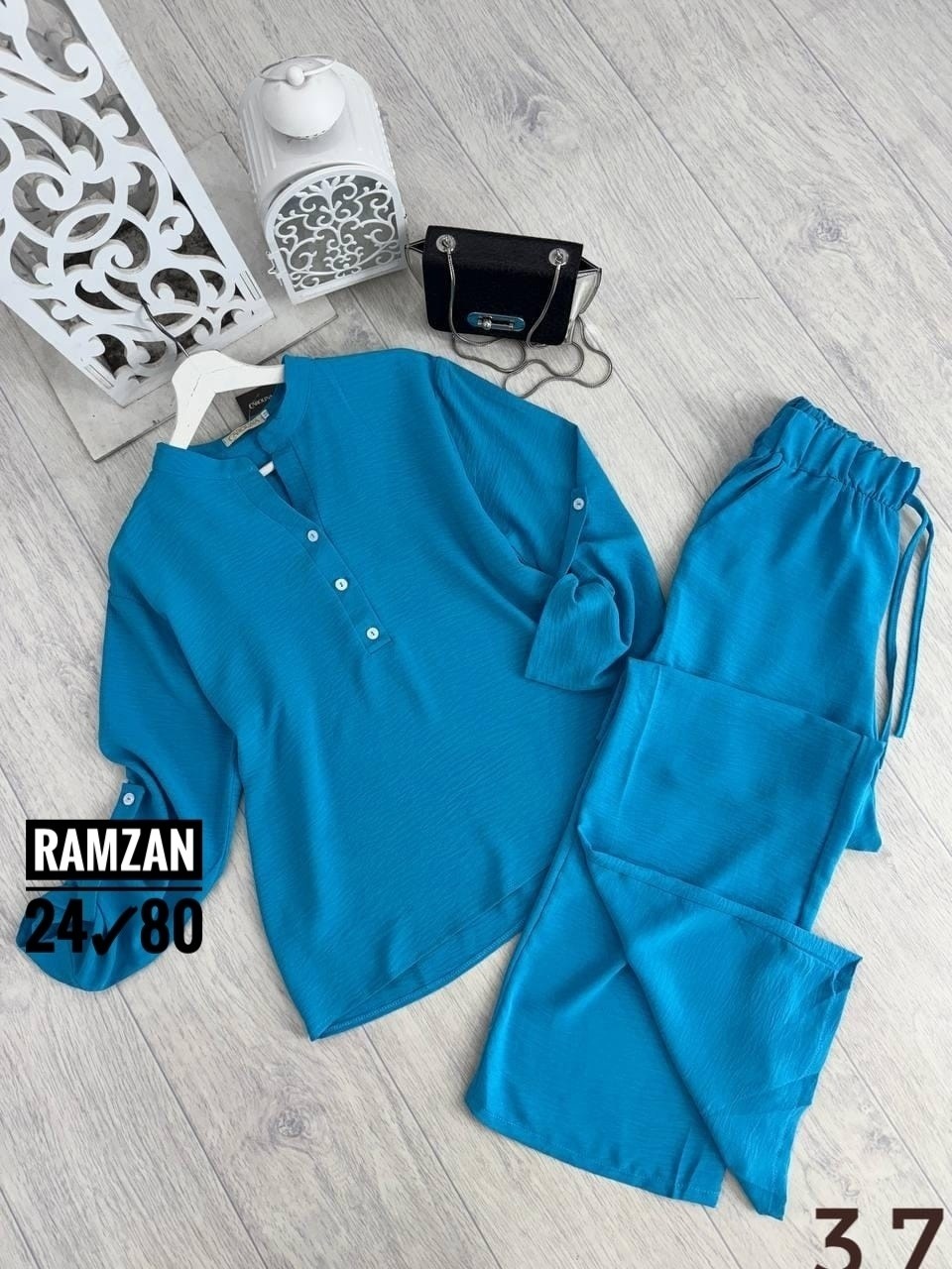 женский костюм двойка,костюм женский,брючный костюм,костюм двойка сингапур,костюм с брюками нарядный