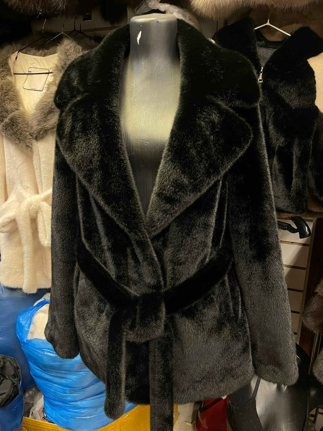 шуба из меха норки manakas frankfurt,шуба,норковая шуба,шубка,шуба искусственная под норку