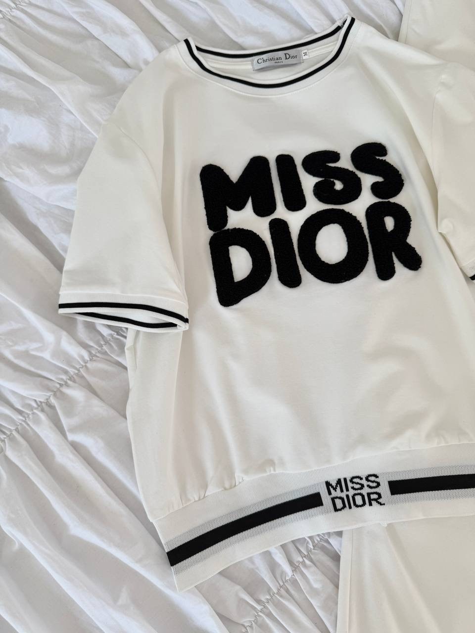 спортивный костюм кристиан диор,красивые костюмы,трикотажные костюмы,комплект костюм,костюм диор женский