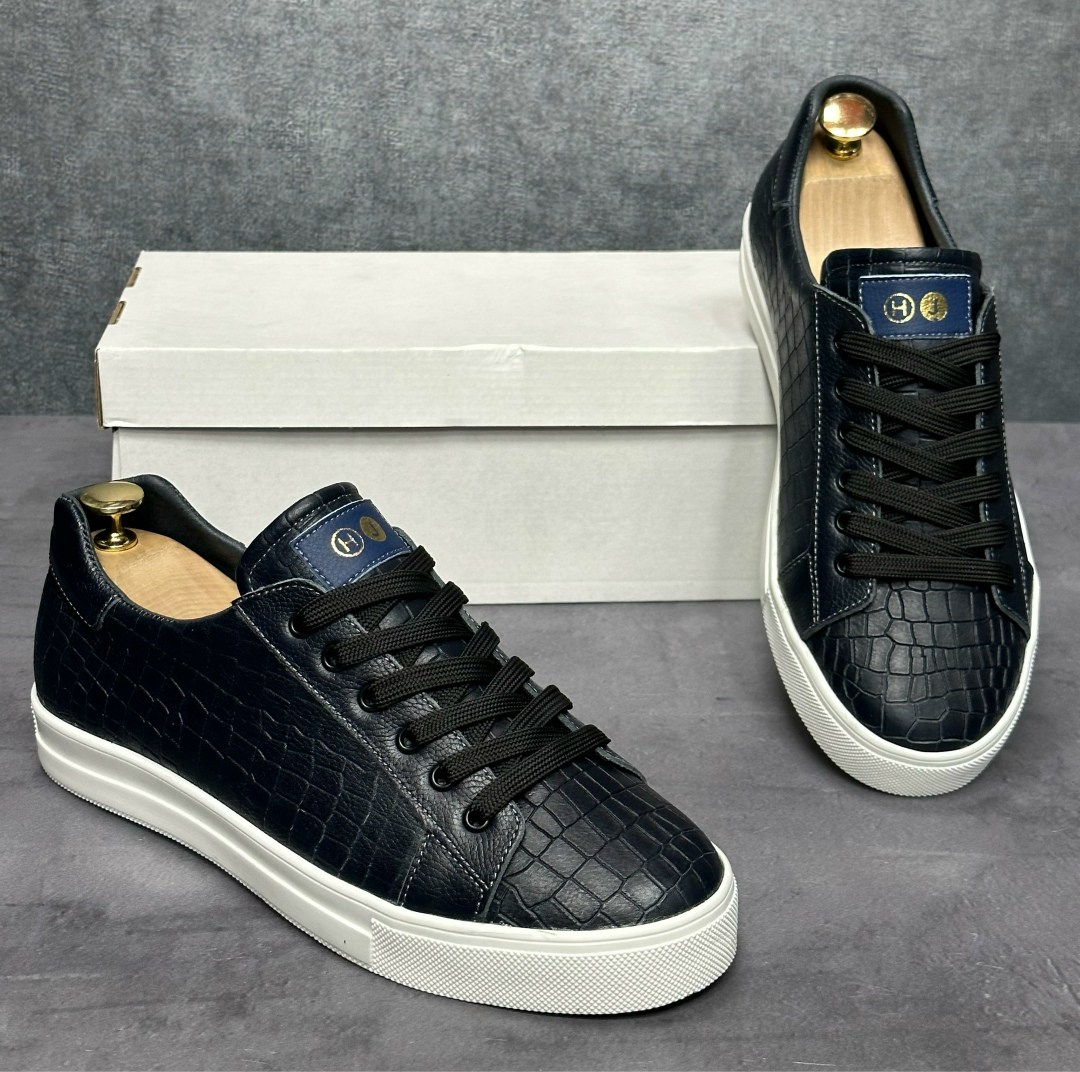 ,кеды адидас мужские черные с белой подошвой,лакшери кеды из кожи крокодила,полукеды мужские,кеды из натуральной кожи крокодила тёмно-синего цвета