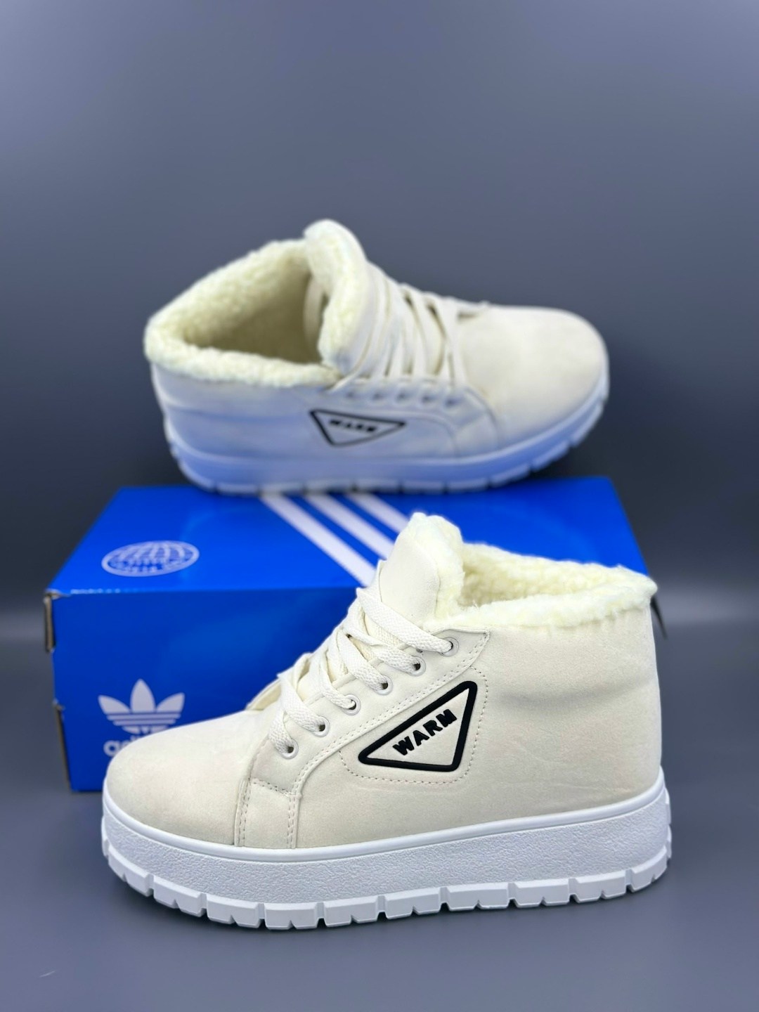 зимние замшевые женские кеды prada бежевые с мехом,кроссовки зимние с мехом натуральная замша,,зимние ботинки из натуральной замши и меха на платформе obba 250464737,ботинки с мехом