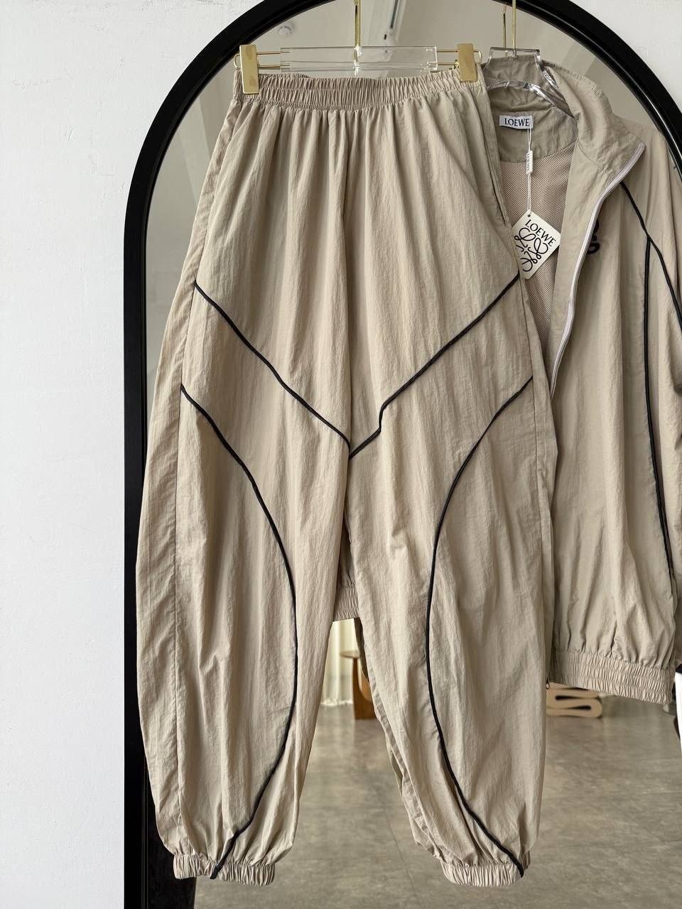 костюм женский,костюм бежевый,костюм спортивный женский,спортивный костюм,костюм спорт