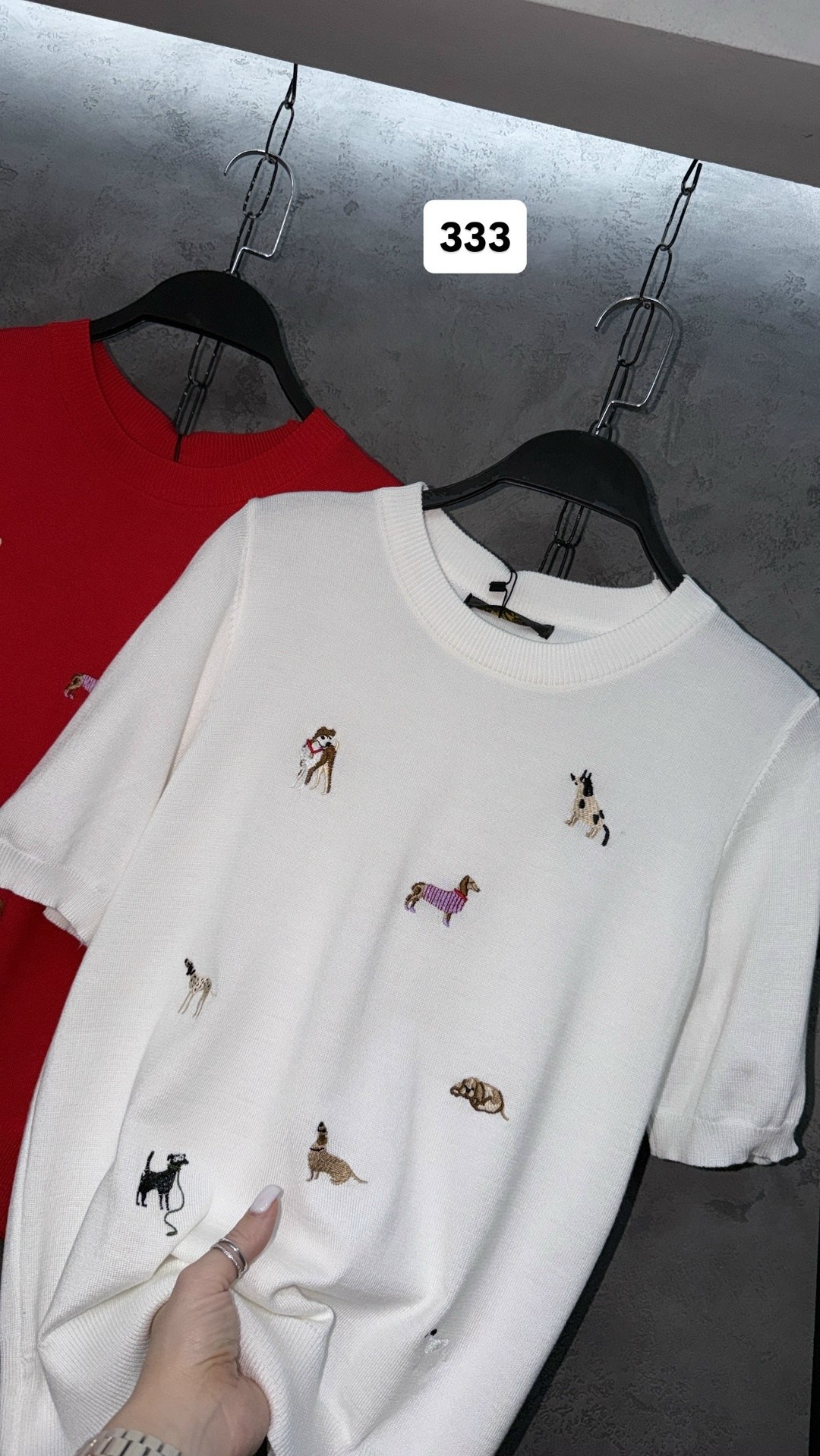 свитер с вышивкой,футболка с вышивкой,летние футболки,топ с вышивкой,женская футболка