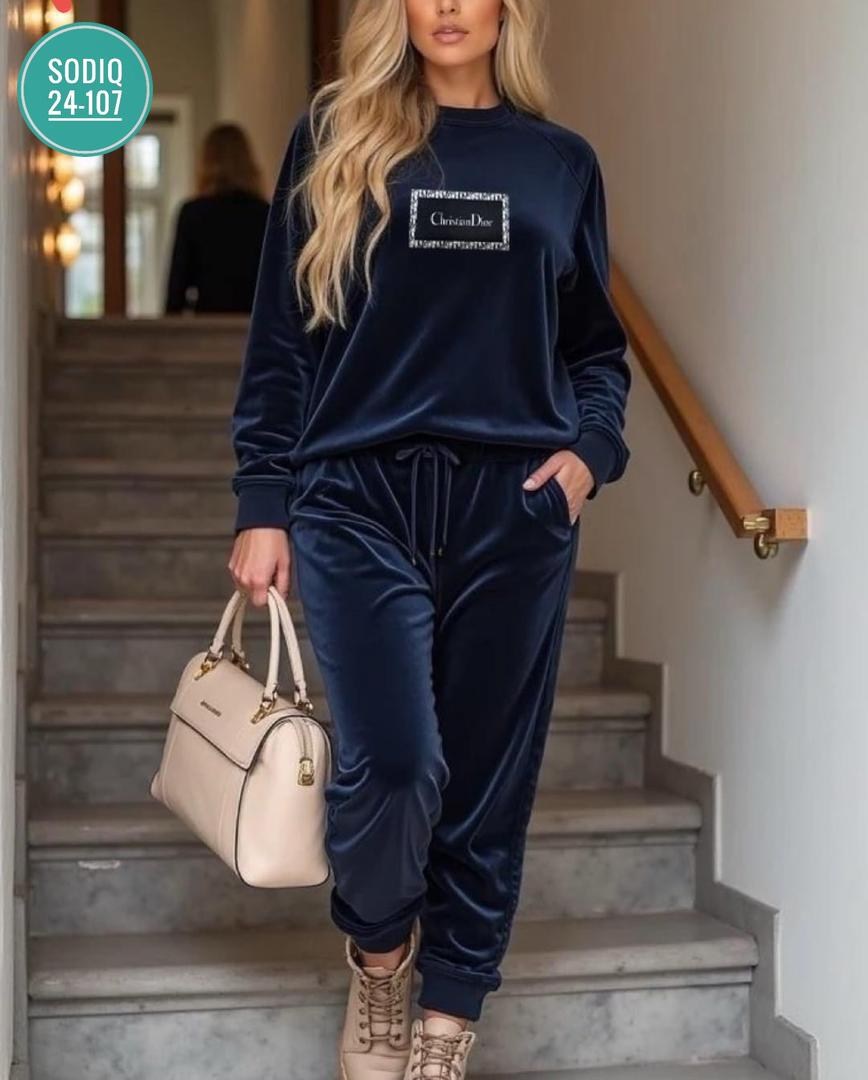 велюровый спортивный костюм женски,костюм женский велюровый,спортивный велюровый костюм,спортивный костюм женский велюровый больших размеров by raheem fashion brand,костюм велюровый спортивный большие