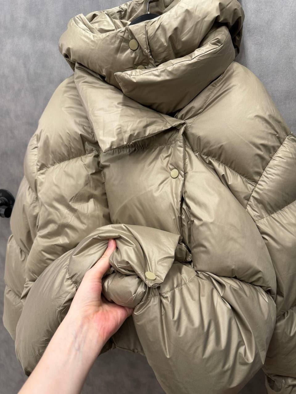 толстая теплая куртка-пуховик,толстая теплая куртка-пуховик bkqu,стильные пуховики,пуховик дутый оверсайз женский,куртка оверсайз