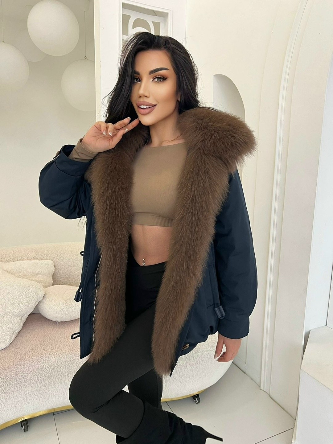 пуховик с натуральным мехом,стильные пуховики,куртка с мехом,куртка max mara с натуральным мехом,женская зимняя куртка