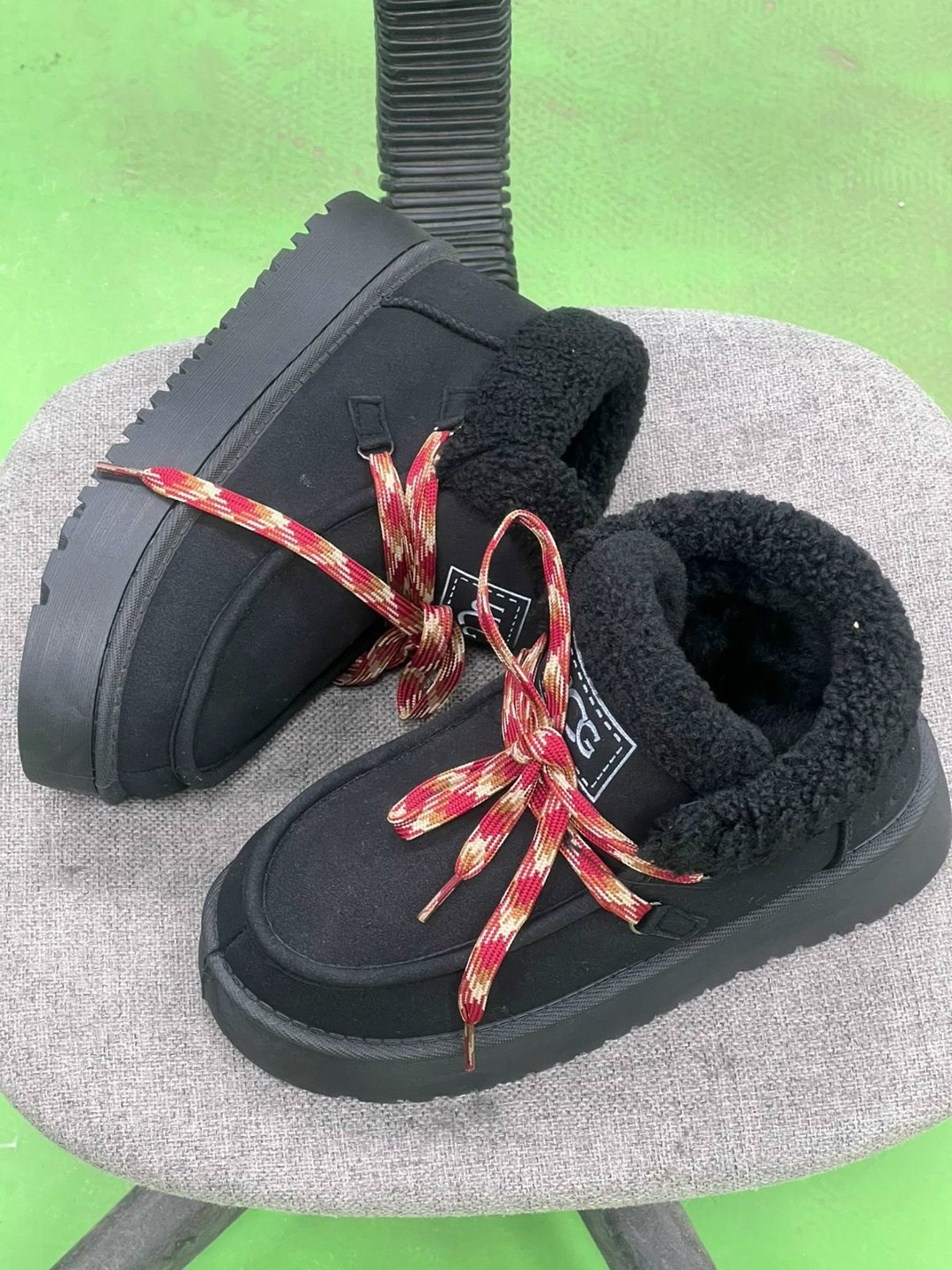 мужские угги ugg classic mini зимние черные,угги ugg женские,,мужские угги ugg classic mini зимние,угги женские