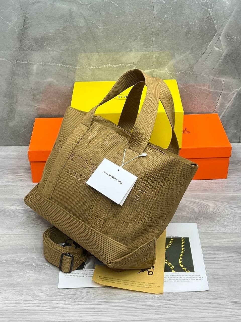 сумка,marc jacobs сумка тоут,модная сумка,тоут сумка,сумка тоут средняя