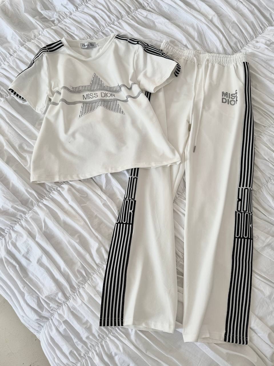 женские костюмы,костюм белый,костюмчик,женской одежды,костюм спортивный женский