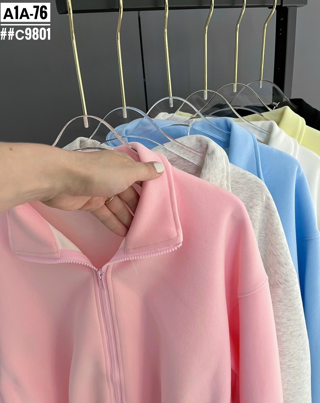 куртка бомбер,женская укороченная куртка,женская куртка бомбер,куртка женская,укороченная куртка