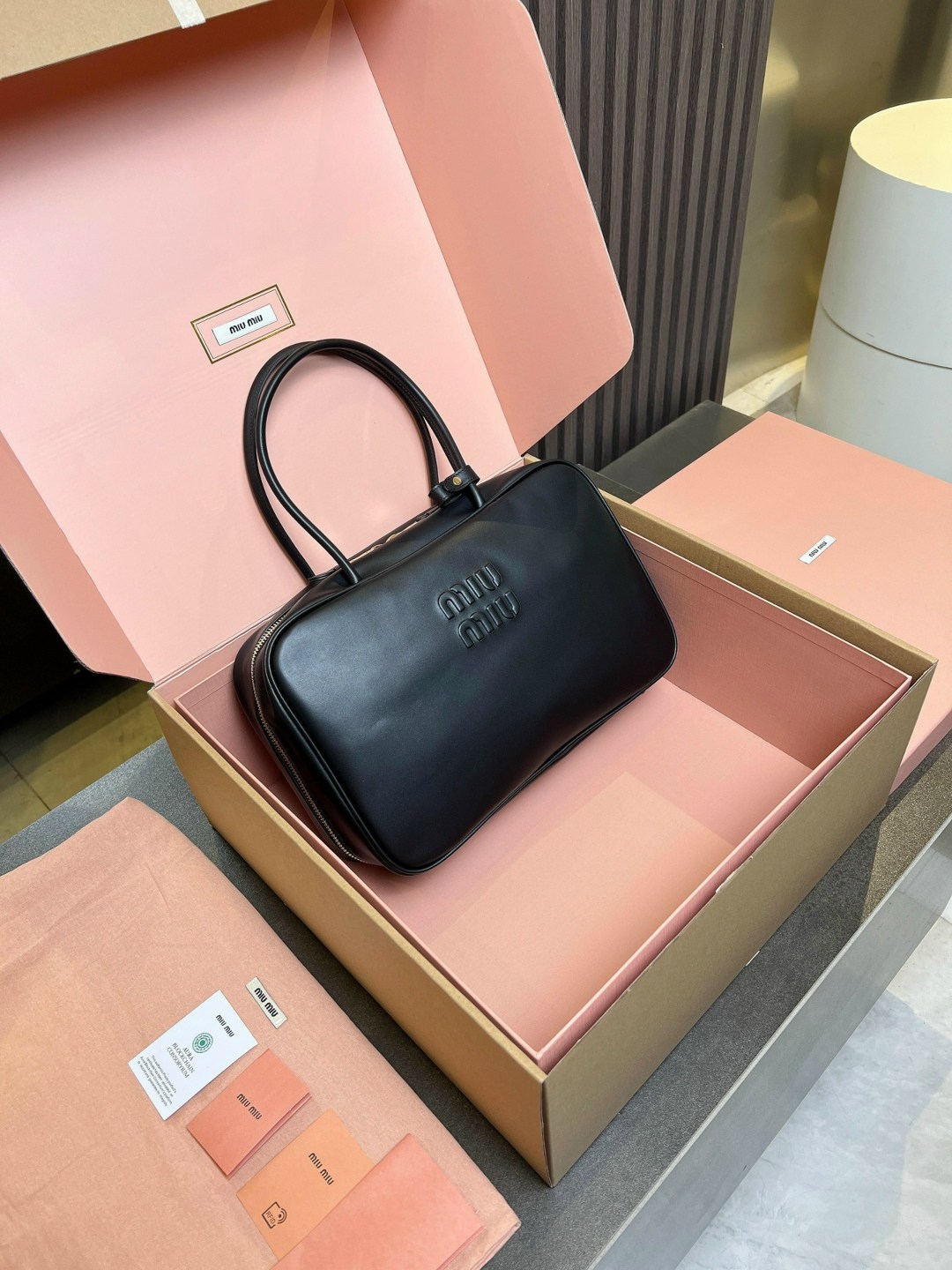 сумка,сумка женская,сумка miu miu,кожаная сумка,модная сумка