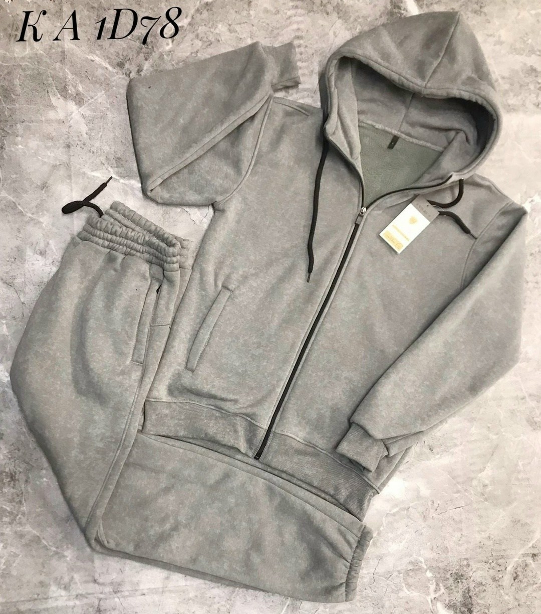 cпортивный костюм велюровый,костюм двойка для мужчин двухсторонний флис,спортивный костюм велюр мужской,костюм спортивный велюровый женский,костюм велюровый серый