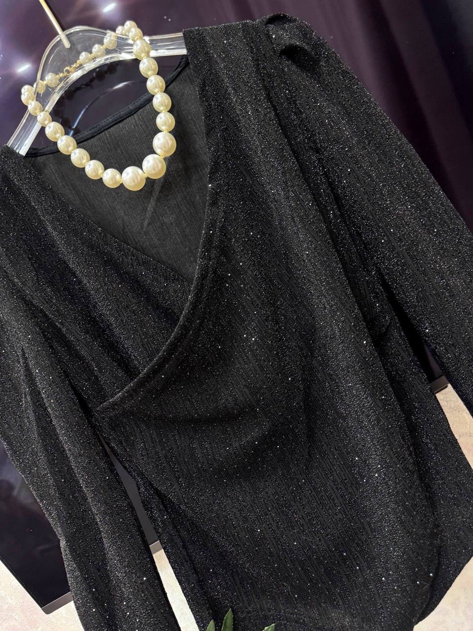 блестящая женская блуза с блестками с v-образным вырезом,женская сексуальная блестящая вечерняя трикотажная футболка с v-образным вырезом и люрексом,кофта с люрексом,женское платье с блестками,платье