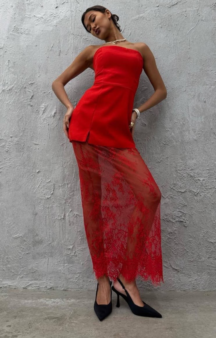 красные колготки,мода стиль,женские каблуки,каблуки туфли