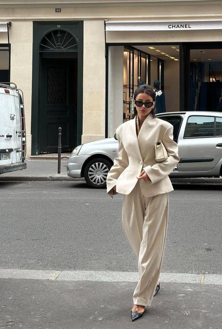 женский брючный костюм,брючный костюм,брючный костюм женский деловой,модный костюм,стильные наряды