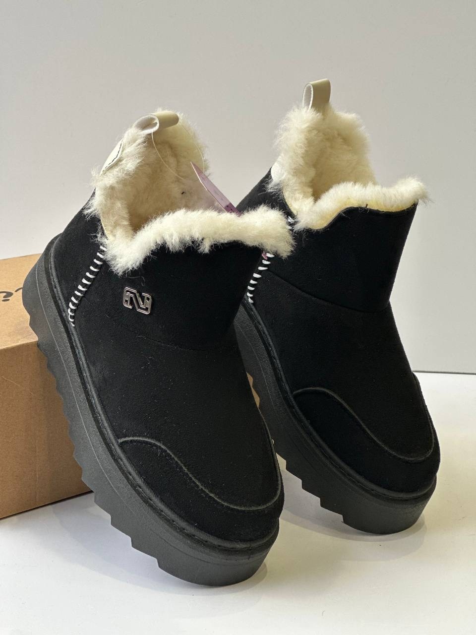,женские угги,угги зимние короткие с мехом на толстой подошве,ботинки женские зимние угги,зимняя  женская