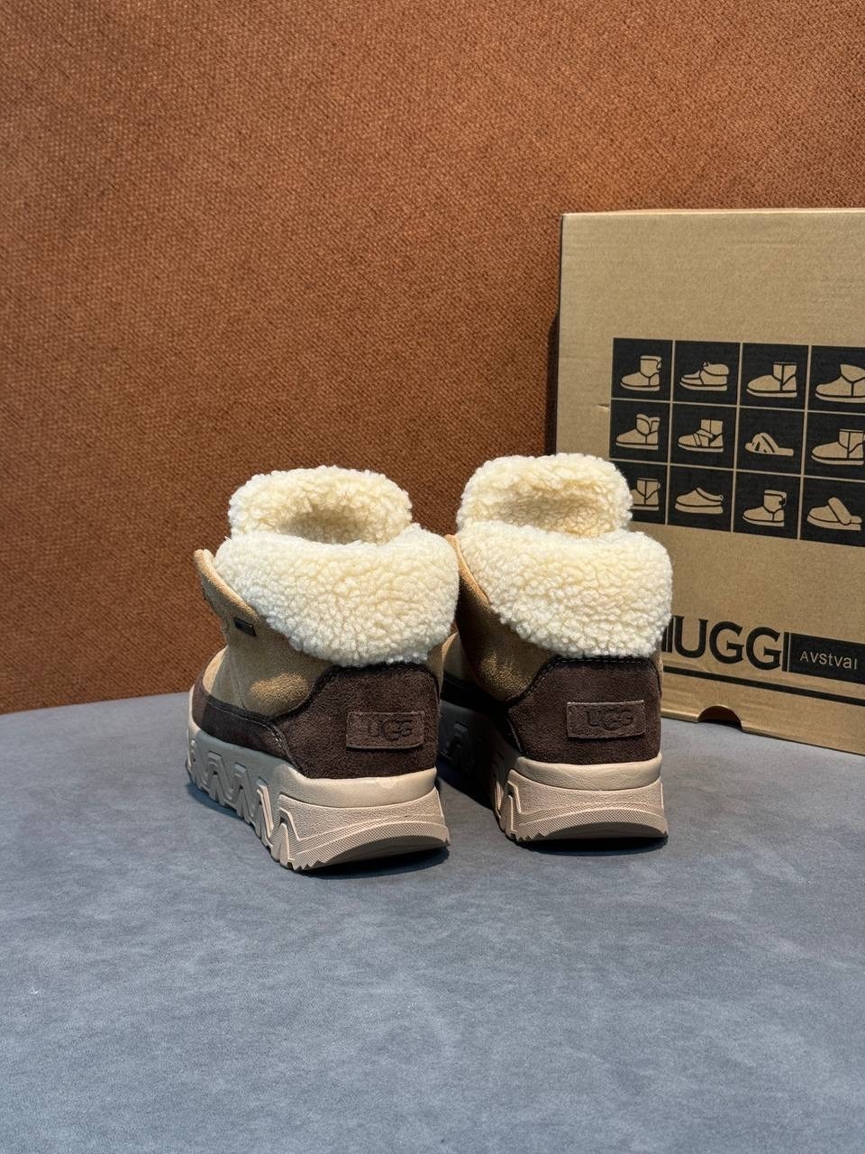,ботинки женские ugg,ugg ботинки,кроссовки ugg,зимняя