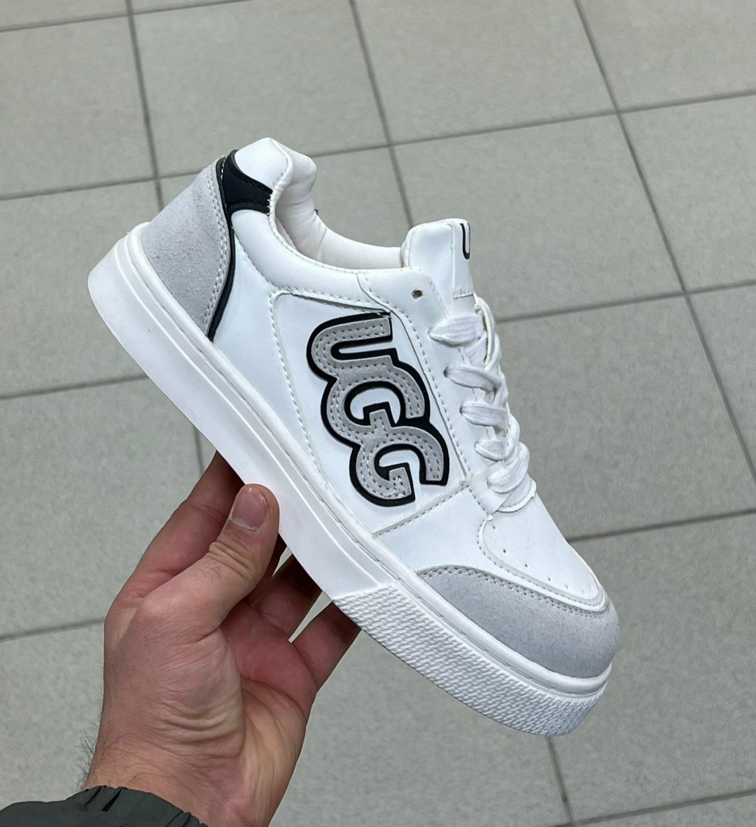 ,кроссовки женские,кроссовки большие,низкие кроссовки,стильные кроссовки