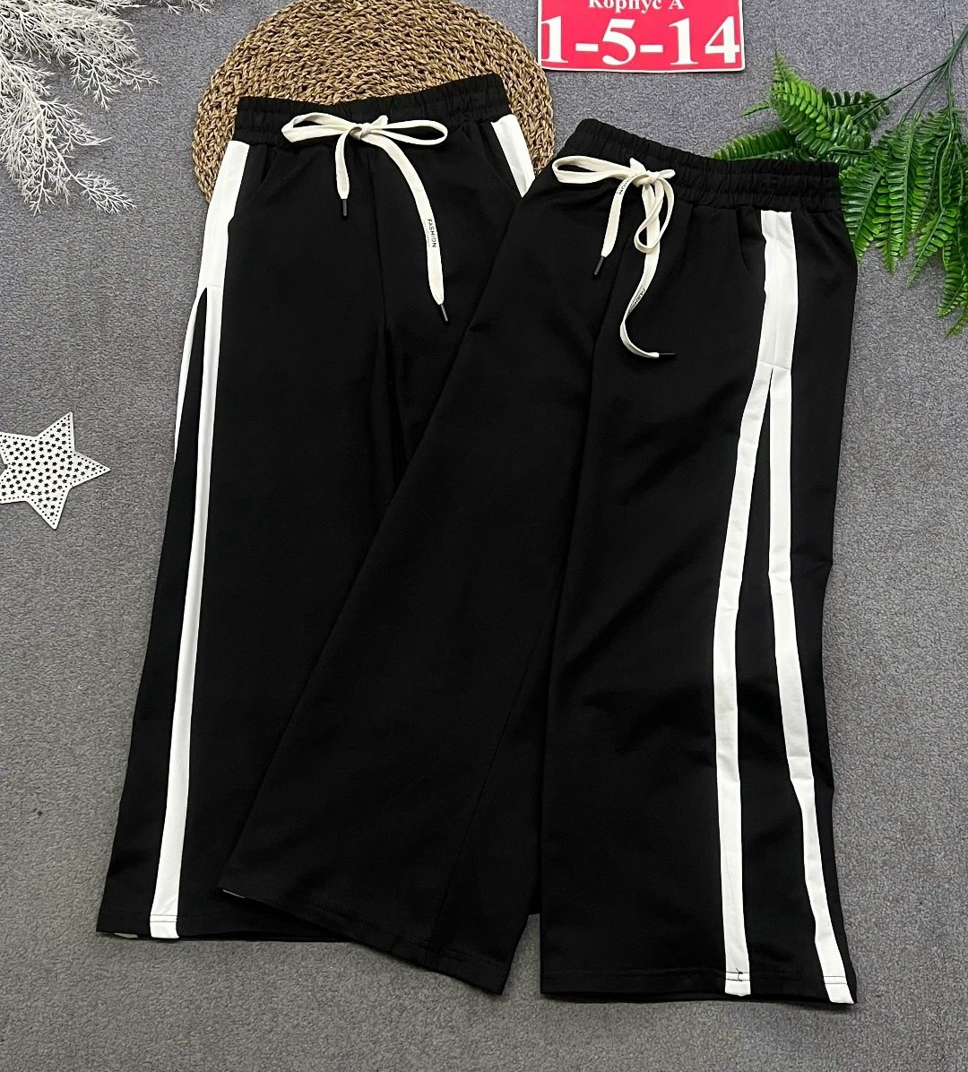 широкие брюки,брюки спортивные,брюки широкие для девочек,брюки с широкими штанинами,штаны для девочек