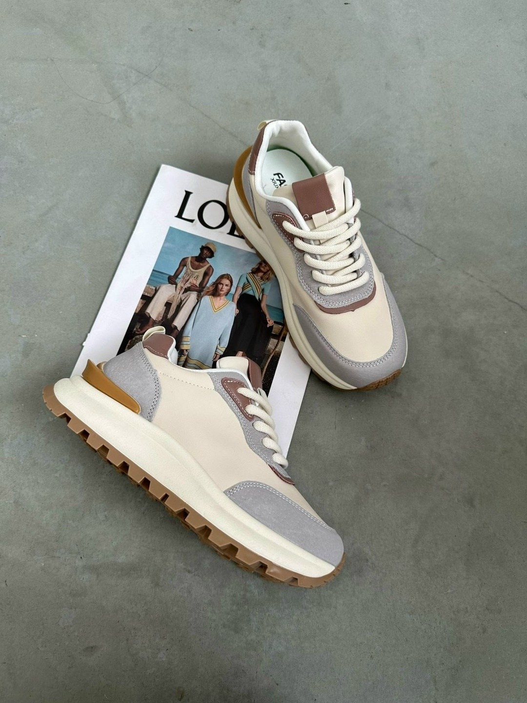 женские кроссовки,кроссовки кроссовки женские,кроссовки модные стильные,,кроссовки женщины