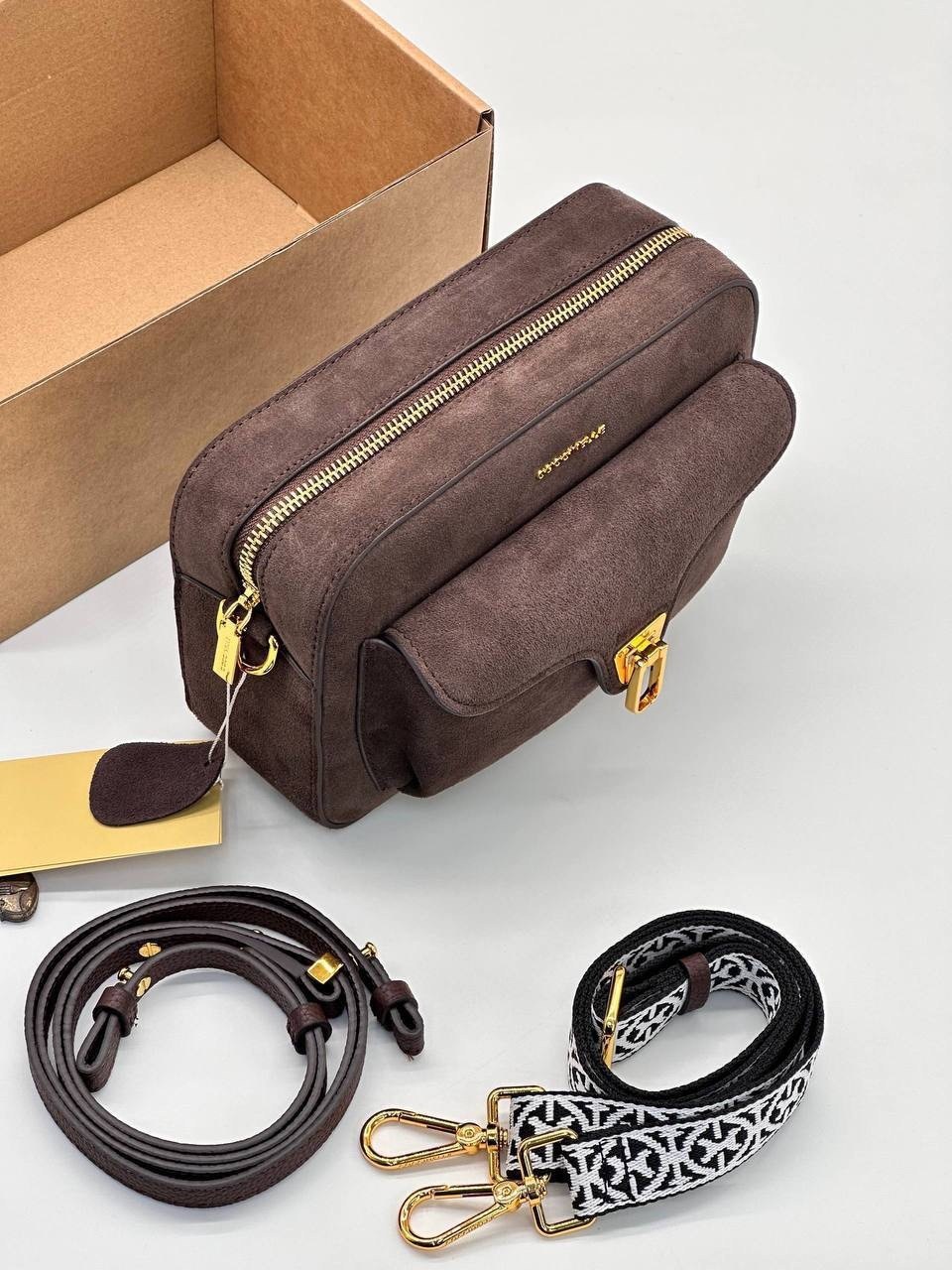 coccinelle сумка,женская сумка coccinelle,сумка женская coccinelle натуральная замша,замшевая сумка,сумка