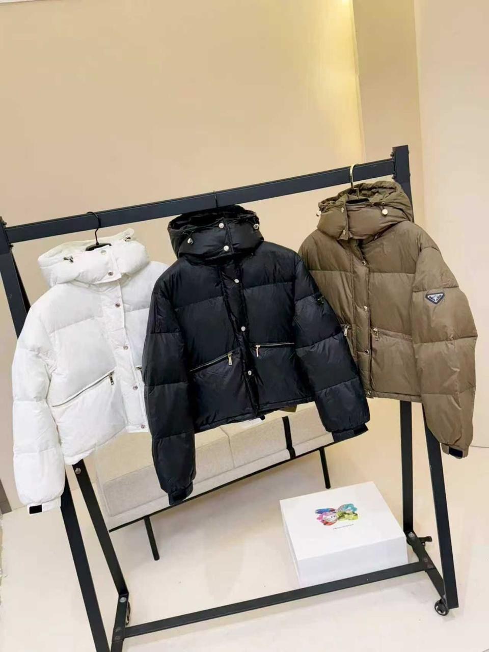 пуховик женский,пуховик moncler,белый пуховик,пуховик,пуховик короткий